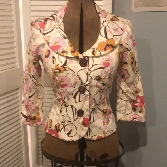 Cropped jacket - Picture 1 of 8